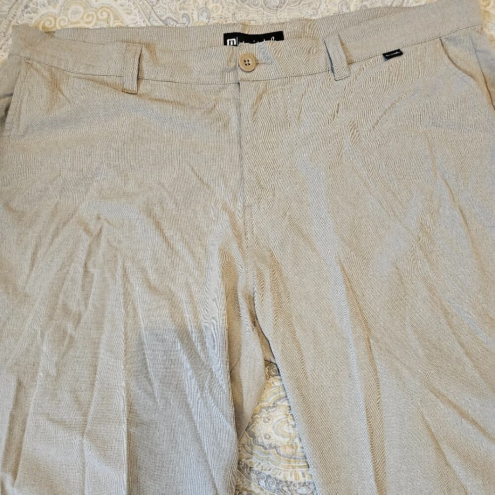 Travis Mathew 9" Golf Short